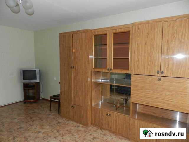 3-комнатная квартира, 72 м², 1/9 эт. в аренду на длительный срок в Кирове Киров - изображение 1