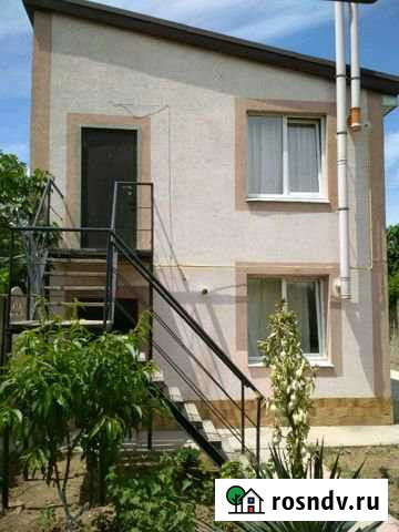 Дом 42 м² на участке 4 сот. в аренду посуточно в Севастополе Севастополь - изображение 1