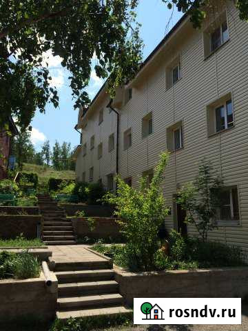 Таунхаус 50 м² на участке 1 сот. в аренду посуточно в Магнитогорске Магнитогорск - изображение 1