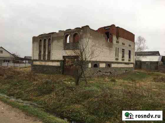 Дом 400 м² на участке 10 сот. на продажу в Апшеронске Апшеронск