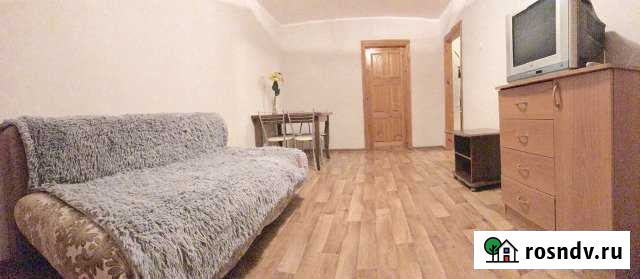 2-комнатная квартира, 44 м², 2/5 эт. в аренду посуточно в Белово Белово - изображение 1