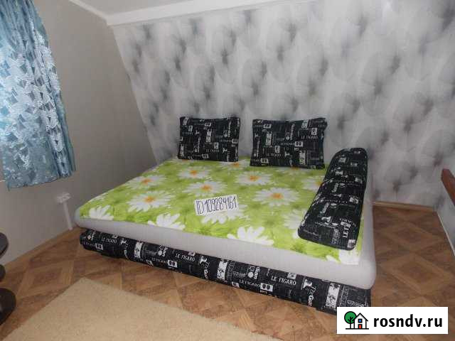 Коттедж 45 м² на участке 1 сот. в аренду посуточно в Судаке Судак - изображение 1