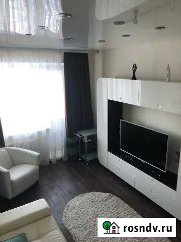 2-комнатная квартира, 58 м², 2/10 эт. в аренду посуточно в Вологде Вологда - изображение 1