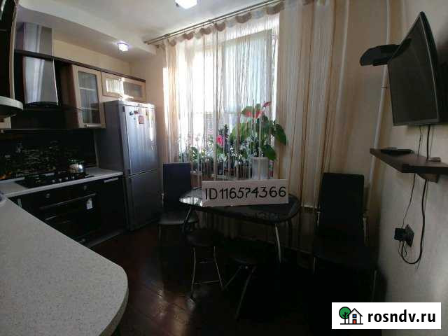 3-комнатная квартира, 60 м², 5/5 эт. в аренду посуточно в Дивноморском Дивноморское - изображение 1