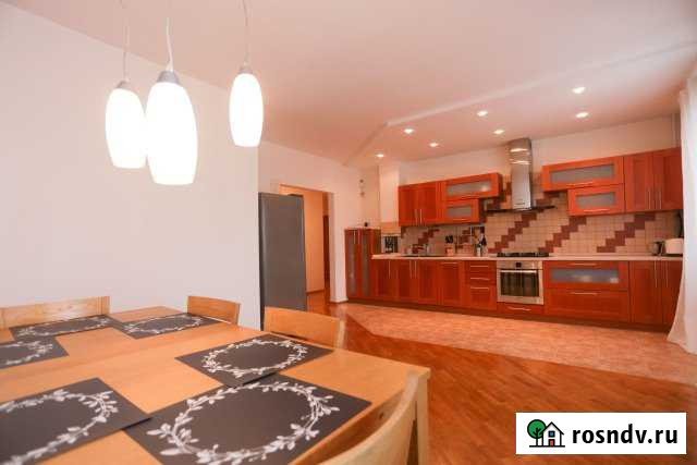 3-комнатная квартира, 121 м², 4/7 эт. в аренду на длительный срок в Ярославле Ярославль - изображение 1