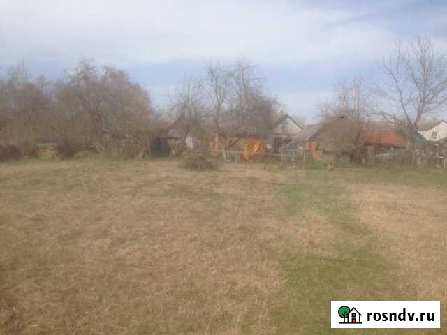 Дом 60 м² на участке 17 сот. на продажу в Саратовской Саратовская - изображение 1