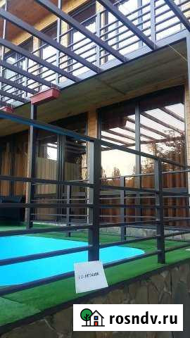 Коттедж 60 м² на участке 3 сот. в аренду посуточно в Сочи Сочи - изображение 1