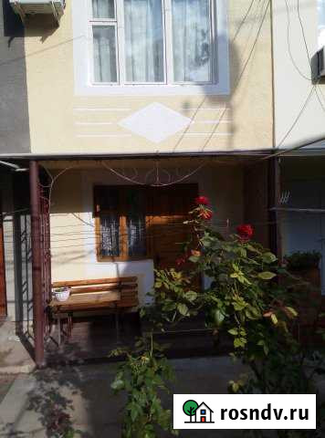 Коттедж 25 м² на участке 1 сот. в аренду посуточно в Евпатории Евпатория - изображение 1