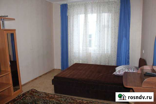 3-комнатная квартира, 72 м², 2/3 эт. в аренду посуточно на Лугах Луга - изображение 1