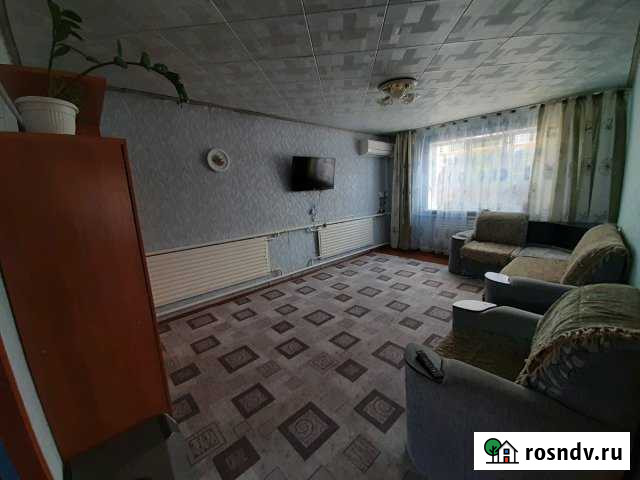 Дом 84 м² на участке 10 сот. в аренду посуточно в Соль-Илецке Соль-Илецк - изображение 1