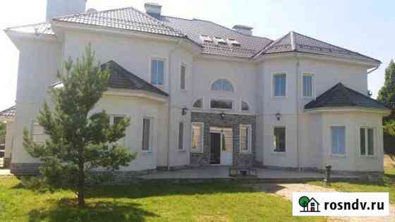Коттедж 850 м² на участке 19 сот. в аренду на длительный срок в Троицке Московской области Троицк