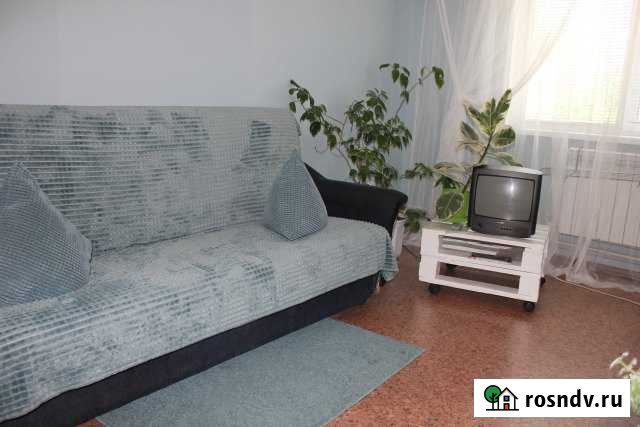 1-комнатная квартира, 34 м², 1/3 эт. в аренду посуточно в Губкине Губкин - изображение 1