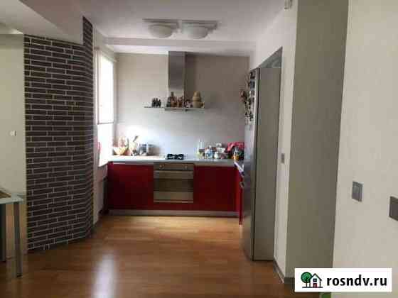 2-комнатная квартира, 91 м², 5/6 эт. в аренду на длительный срок в Каменске-Уральском Каменск-Уральский