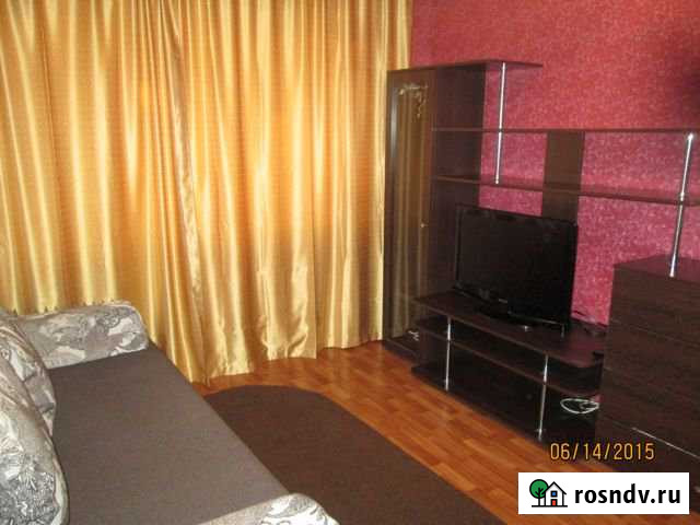 1-комнатная квартира, 35 м², 7/10 эт. в аренду посуточно в Междуреченске Кемеровской области Междуреченск - изображение 1